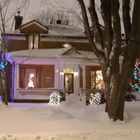 Aux Annees Folles Bed & Breakfast Quebec City Exterior photo