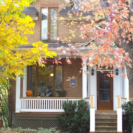 Aux Annees Folles Bed & Breakfast Quebec City Exterior photo